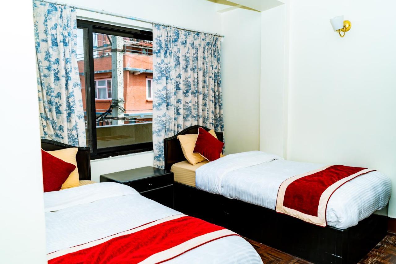 Kbb Hotel And Apartments Hosted By Hostmandu Lalitpur Bagian luar foto